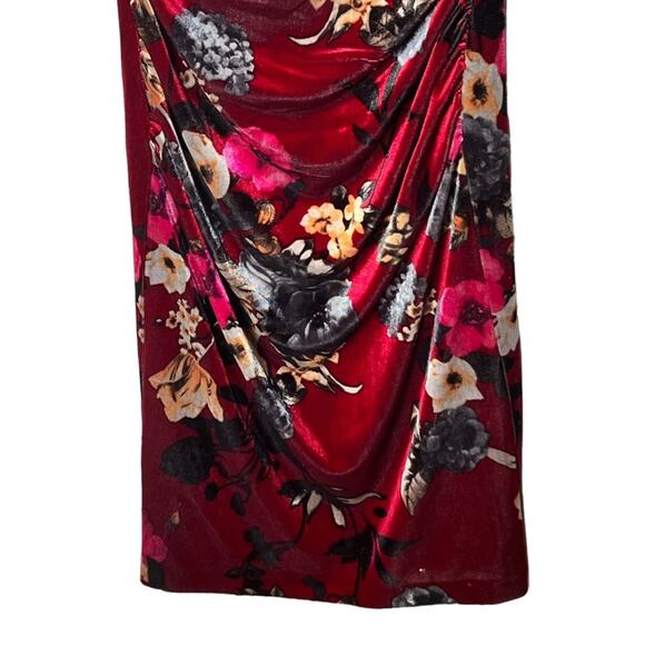 Vince Camuto Velvet Floral Ruched Short Sleeve Dress Size 2 - Picture 7 of 13